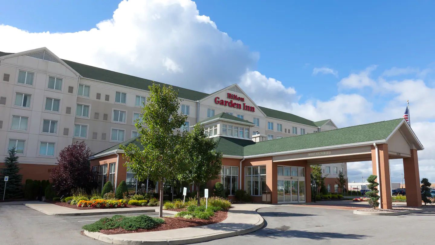 Hilton Garden Inn Buffalo Airport- Buffalo NY Hotels- Airport Hotels ...