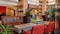 Hilton Garden Inn St. Louis Airport - Relax on plush seating while waiting on your transfers to the airport.